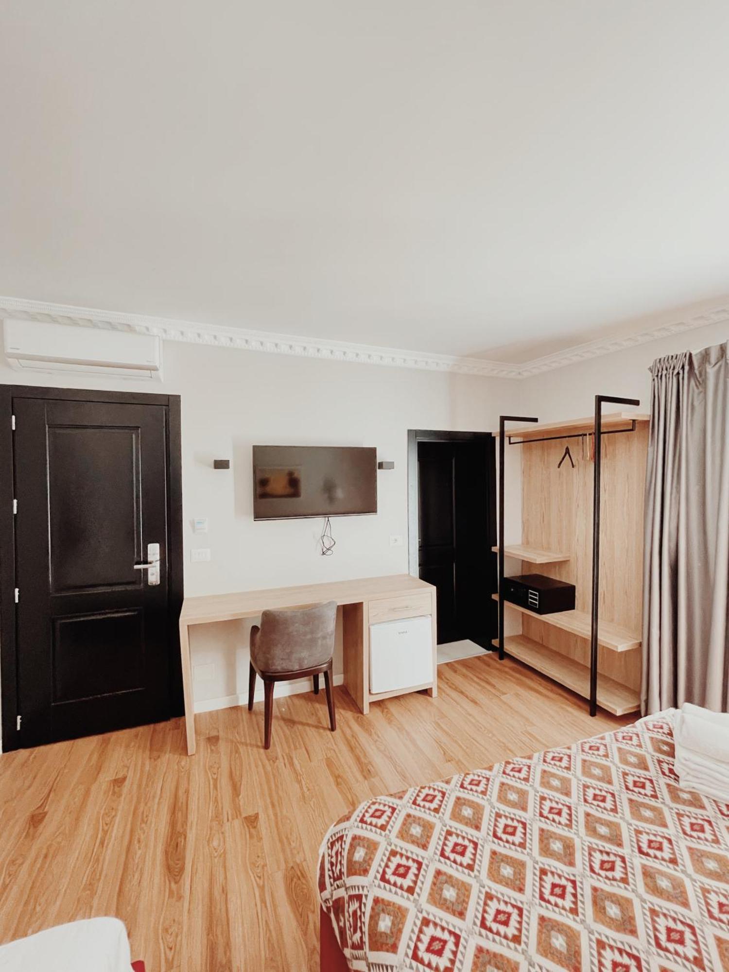 Ruby Palace Vlora Kültér fotó