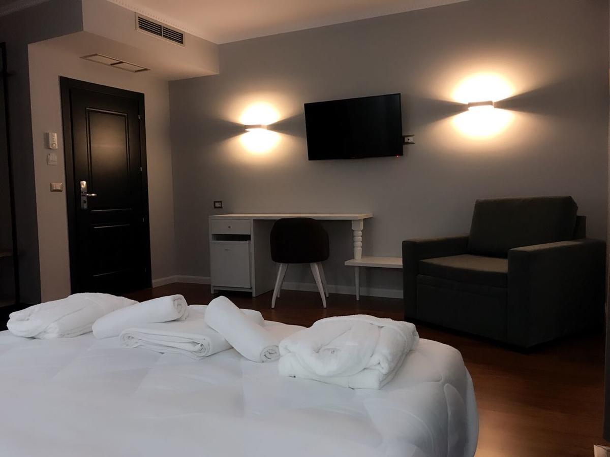 Ruby Palace Vlora Kültér fotó